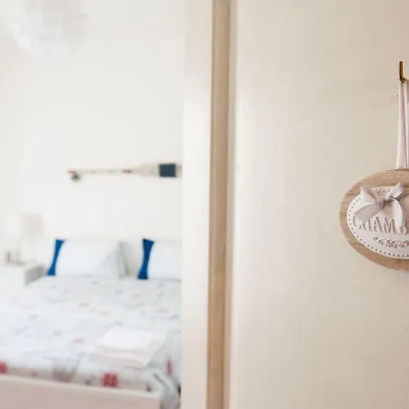 Old Town Oda ve Kahvaltı Bari