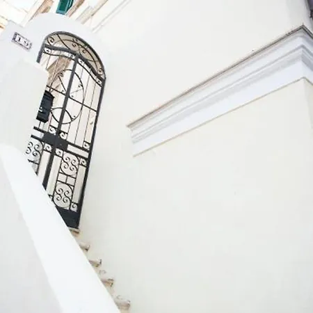 Old Town 3* 巴里