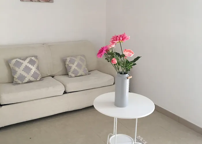 לינה וארוחת בוקר Old Town 3*